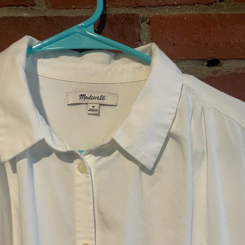 Madewell Button Down. Perfect Condition ! - image 2
